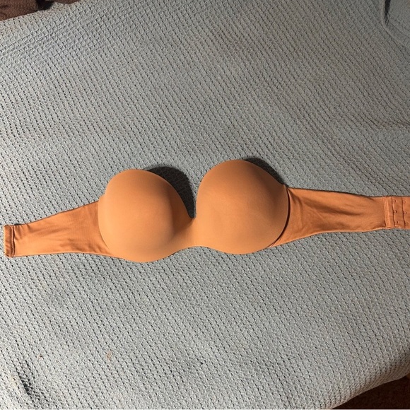 Warners 34DD strapless bra - Picture 2 of 4